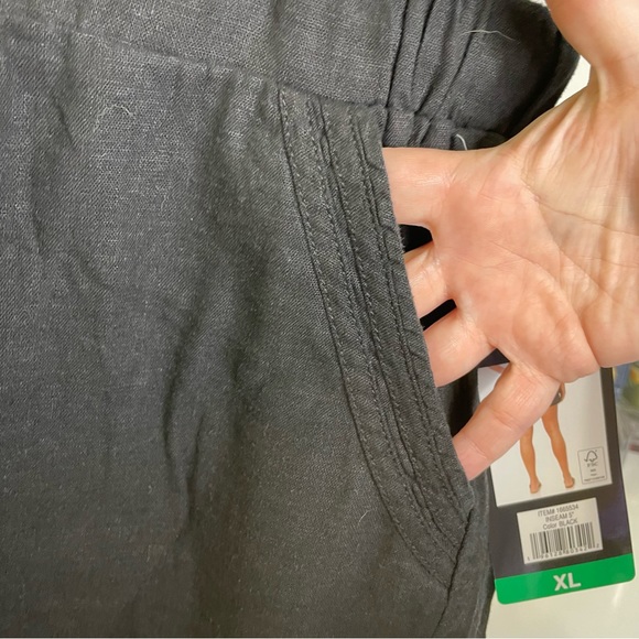 NWT black linen blend shorts XL - Picture 3 of 8